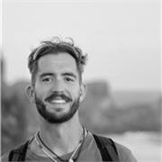 Profesor español de Fisioterapia con enfoque holístico basado en la evidencia y en lo que resulte fructífero para el paciente